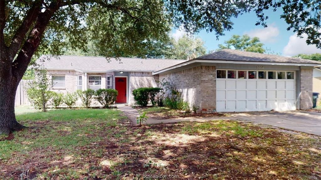 3004 Longleaf Drive, College Station, TX 77845