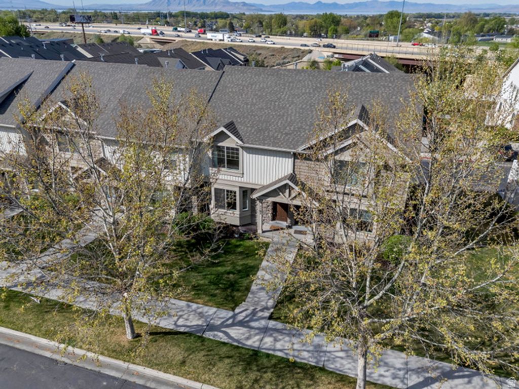 Image 2 of property listing at 1107 N INDEPENDENCE AVE, Provo, UT 84604
