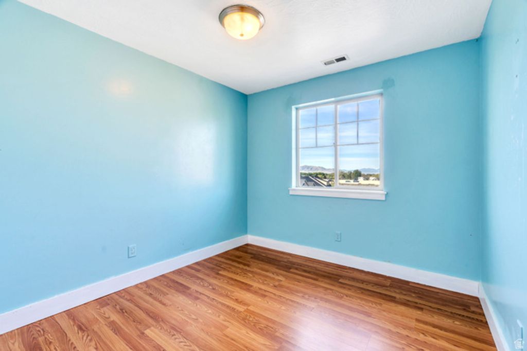 Image 17 of property listing at 1107 N INDEPENDENCE AVE, Provo, UT 84604