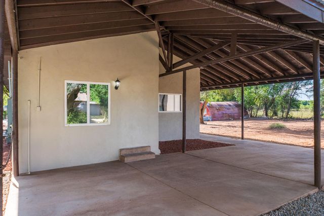 2008 Le Avenue SW, Albuquerque, NM 87105