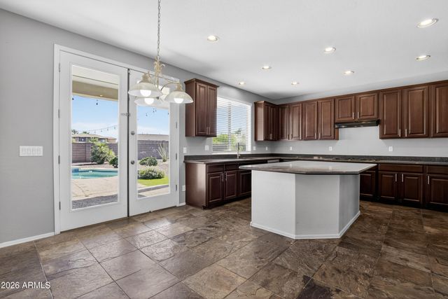 18421 W MAUNA LOA Lane, Surprise, AZ 85388