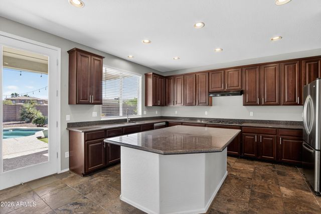 18421 W MAUNA LOA Lane, Surprise, AZ 85388