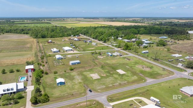 7929 County Road 19, Foley, AL 36535