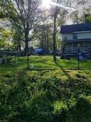 209 HOWE Street, Eden, NC 27288