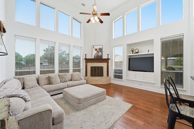 3913 Tidal Drive, Carrollton, TX 75007