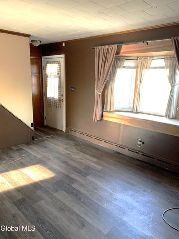 31 James Street, Cohoes, NY 12047