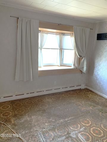 31 James Street, Cohoes, NY 12047