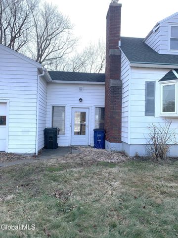 31 James Street, Cohoes, NY 12047
