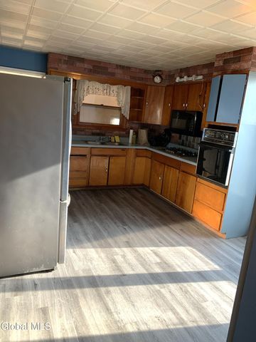 31 James Street, Cohoes, NY 12047