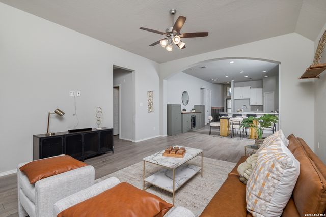 14703 Running Wolf, San Antonio, TX 78245