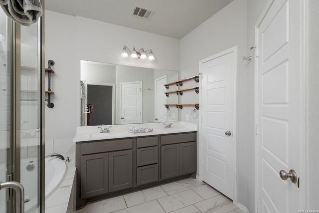 14703 Running Wolf, San Antonio, TX 78245