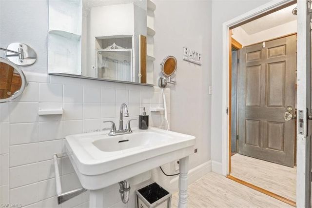 334 E Crescent DR, Clewiston, FL 33440