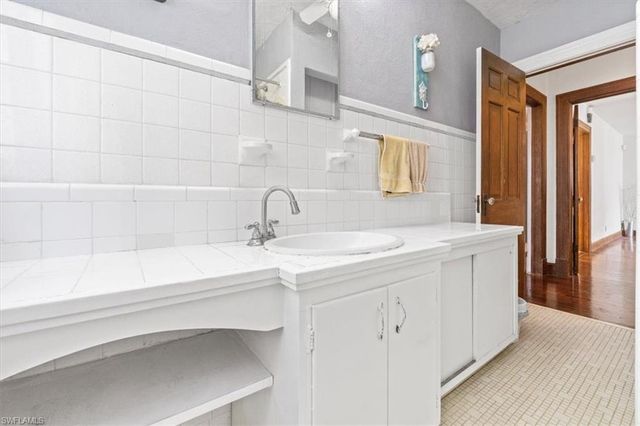 334 E Crescent DR, Clewiston, FL 33440