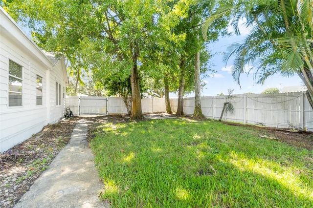 334 E Crescent DR, Clewiston, FL 33440