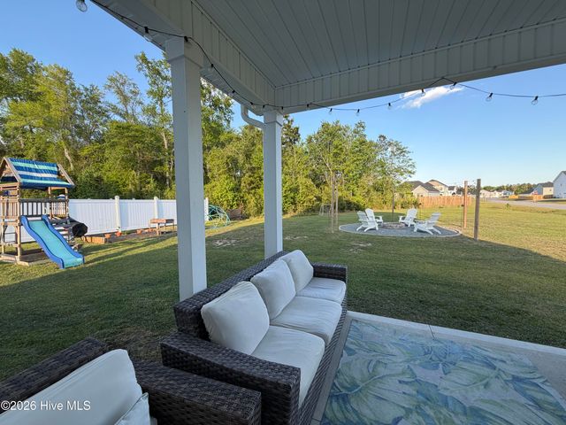 1113 Carteret Manor Drive, Jacksonville, NC 28546