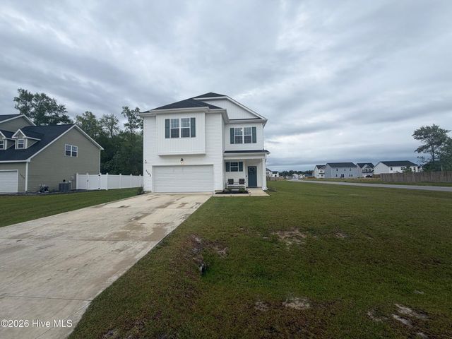 1113 Carteret Manor Drive, Jacksonville, NC 28546