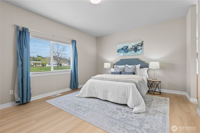 7954 W Golf Course Drive, Blaine, WA 98230
