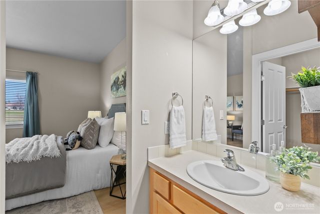 7954 W Golf Course Drive, Blaine, WA 98230