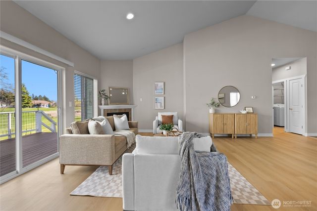 7954 W Golf Course Drive, Blaine, WA 98230
