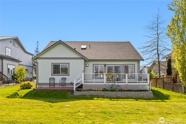 7954 W Golf Course Drive, Blaine, WA 98230