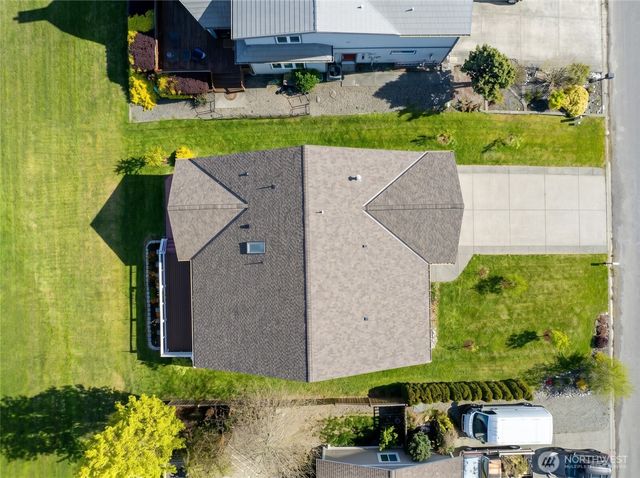 7954 W Golf Course Drive, Blaine, WA 98230