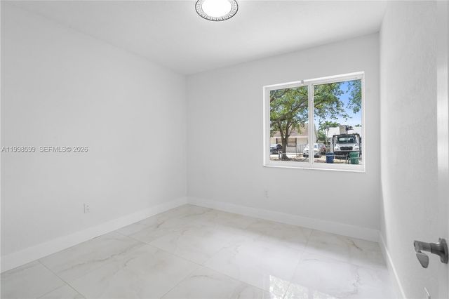 16345 SW 303rd St, Homestead, FL 33033