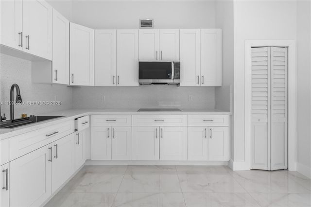 16345 SW 303rd St, Homestead, FL 33033