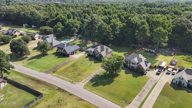 2210 Westwind Drive, Nesbit, MS 38651