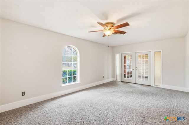 703 Tranquillo Dr, Victoria, TX 77905