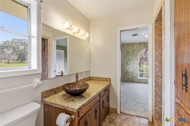 703 Tranquillo Dr, Victoria, TX 77905