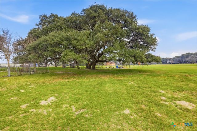 703 Tranquillo Dr, Victoria, TX 77905