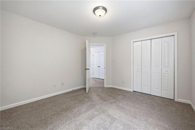 2211 Rindle Drive, High Point, NC 27262