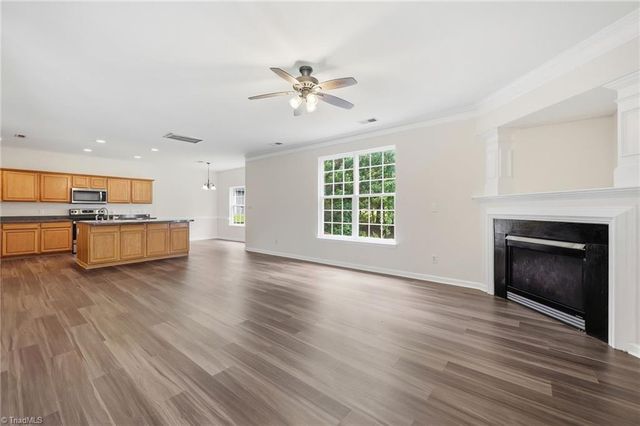 2211 Rindle Drive, High Point, NC 27262