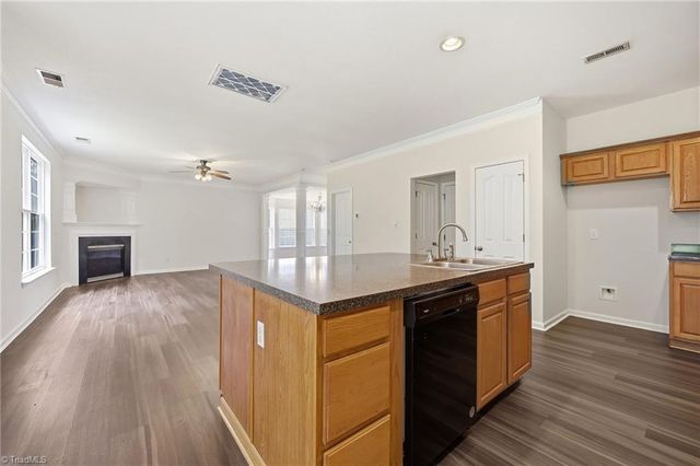 2211 Rindle Drive, High Point, NC 27262