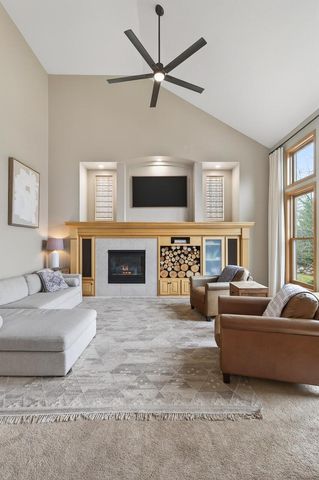 7319 Fawn Hill Road, Chanhassen, MN 55317