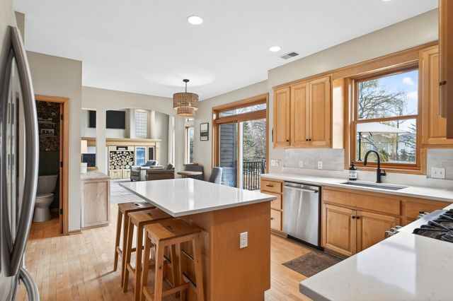 7319 Fawn Hill Road, Chanhassen, MN 55317