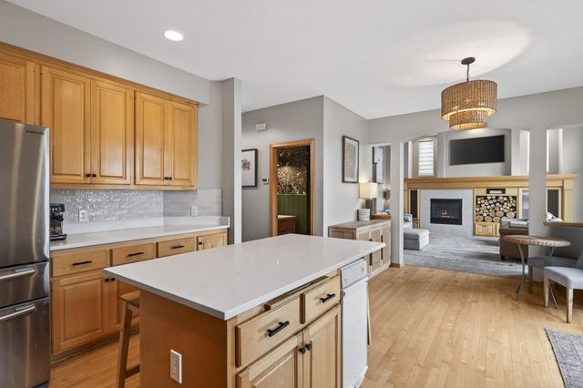 7319 Fawn Hill Road, Chanhassen, MN 55317