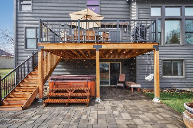 7319 Fawn Hill Road, Chanhassen, MN 55317