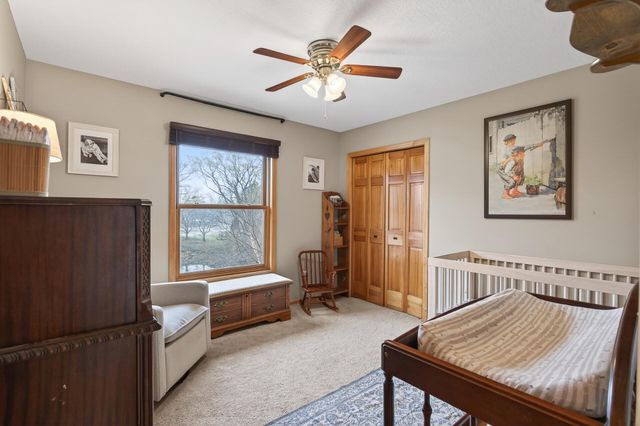 7319 Fawn Hill Road, Chanhassen, MN 55317