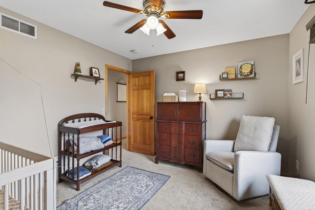 7319 Fawn Hill Road, Chanhassen, MN 55317