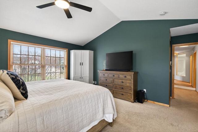 7319 Fawn Hill Road, Chanhassen, MN 55317