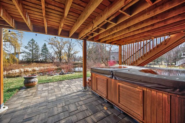 7319 Fawn Hill Road, Chanhassen, MN 55317