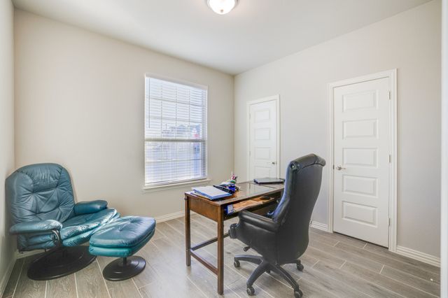 2404 Peebles Drive, Denton, TX 76207