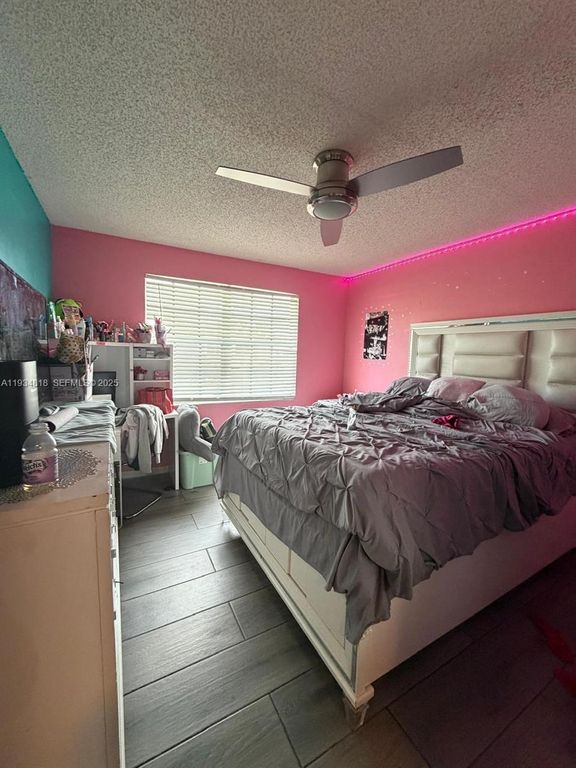 Image 2 of property listing at Address unavailable.