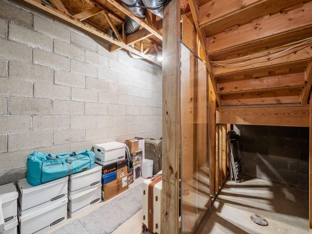 786 Spring Valley Drive, Lewis Center, OH 43035