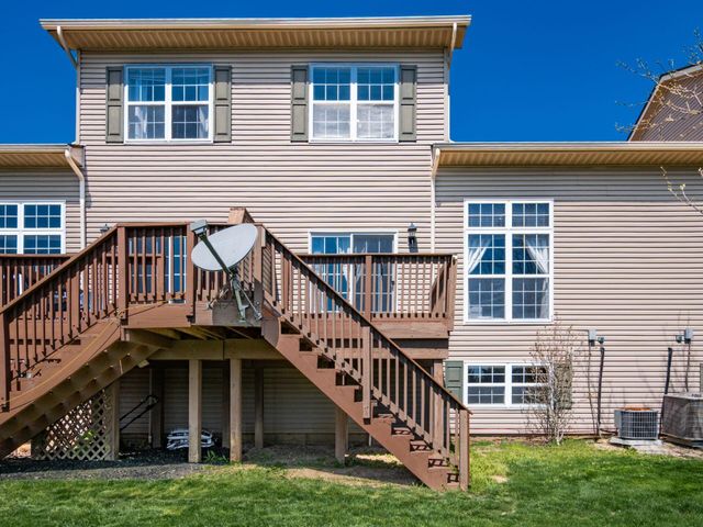 786 Spring Valley Drive, Lewis Center, OH 43035