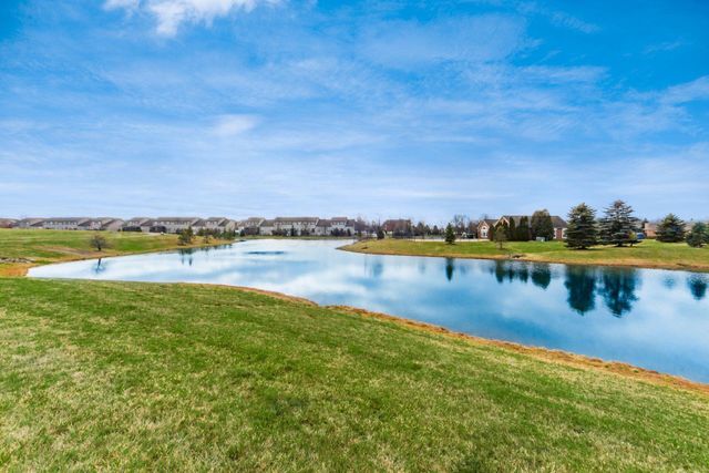 786 Spring Valley Drive, Lewis Center, OH 43035