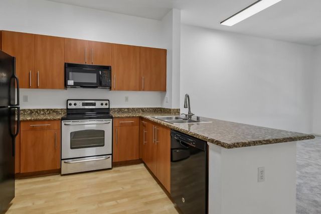 1060 S 3rd Street 339, San Jose, CA 95112