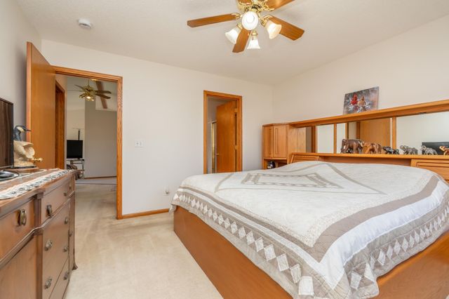 1105 Apgar Street S, Shakopee, MN 55379