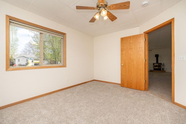 1105 Apgar Street S, Shakopee, MN 55379